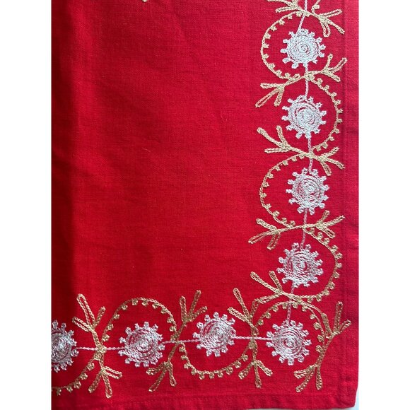 Red Embroidered Floral Table Napkins Set Of 6, 14" x 13" - Picture 5 of 6
